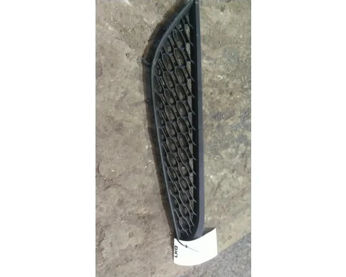 VOLVO VNL AIR INTAKE LOUVERCOVER
