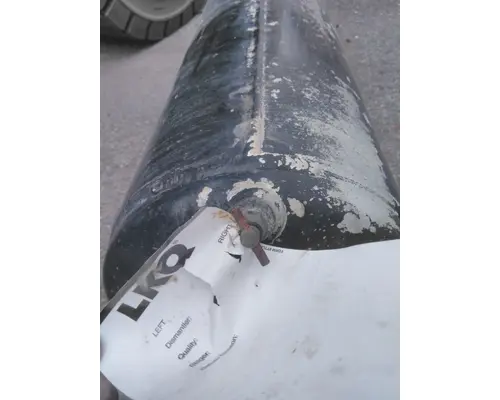 VOLVO VNL AIR TANK