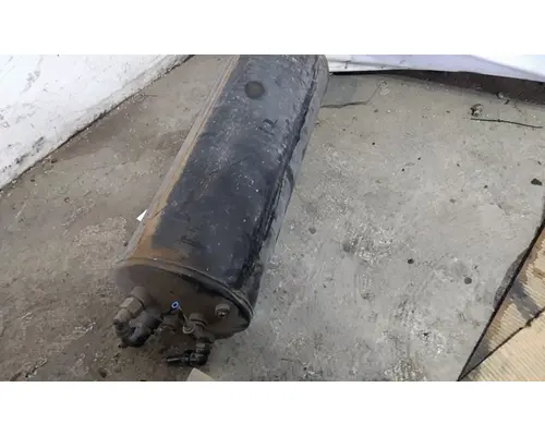 VOLVO VNL AIR TANK