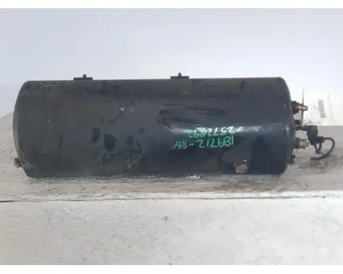 VOLVO VNL AIR TANK