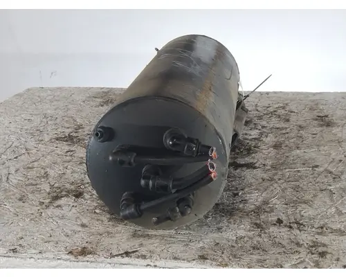 VOLVO VNL AIR TANK