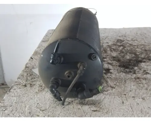 VOLVO VNL AIR TANK