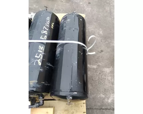 VOLVO VNL AIR TANK