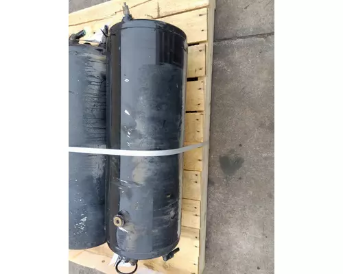 VOLVO VNL AIR TANK