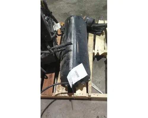 VOLVO VNL AIR TANK