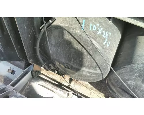 VOLVO VNL AIR TANK