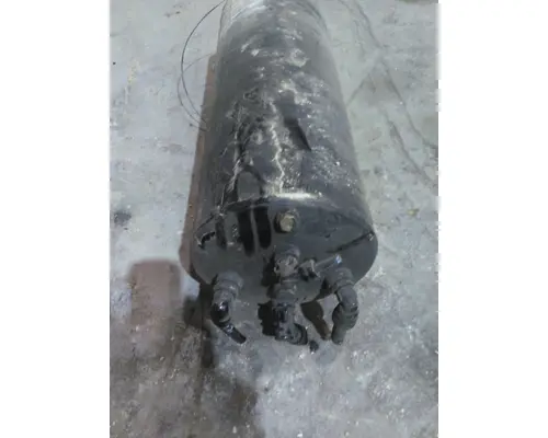VOLVO VNL AIR TANK