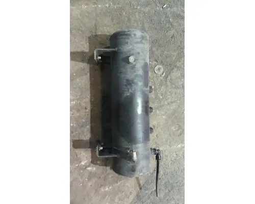 VOLVO VNL AIR TANK