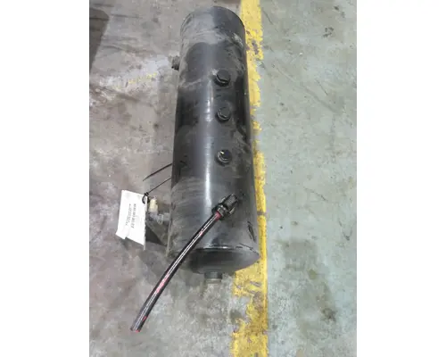 VOLVO VNL AIR TANK