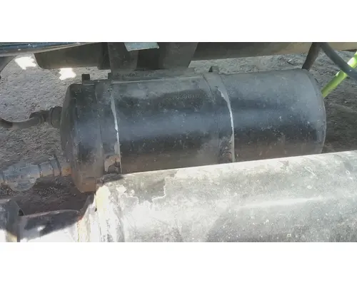 VOLVO VNL AIR TANK