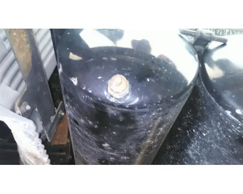 VOLVO VNL AIR TANK