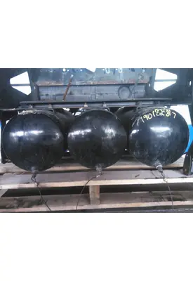 VOLVO VNL AIR TANK
