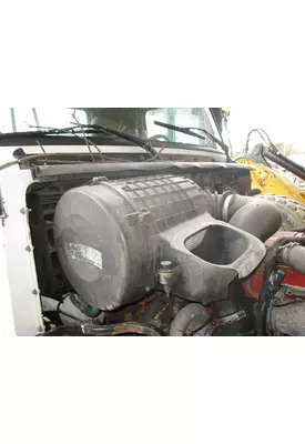 VOLVO VNL Air Cleaner