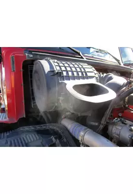 VOLVO VNL Air Cleaner