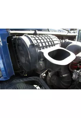 VOLVO VNL Air Cleaner