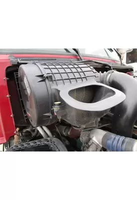 VOLVO VNL Air Cleaner