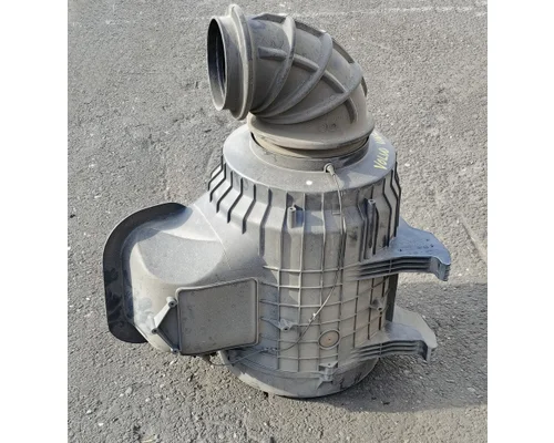 VOLVO VNL Air Cleaner