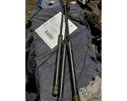 VOLVO VNL Air Spring