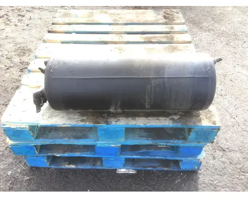 VOLVO VNL Air Tank
