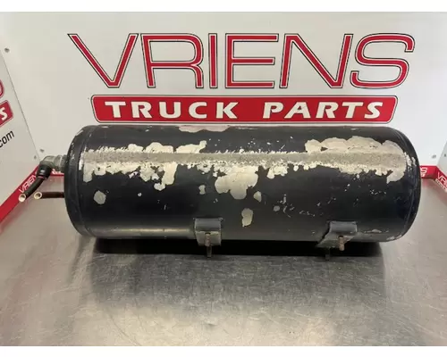 VOLVO VNL Air Tank