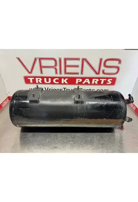VOLVO VNL Air Tank