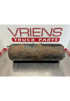 VOLVO VNL Air Tank