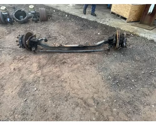 VOLVO VNL Axle Beam (Front)