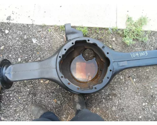 VOLVO VNL Axle Housing, Front Rear