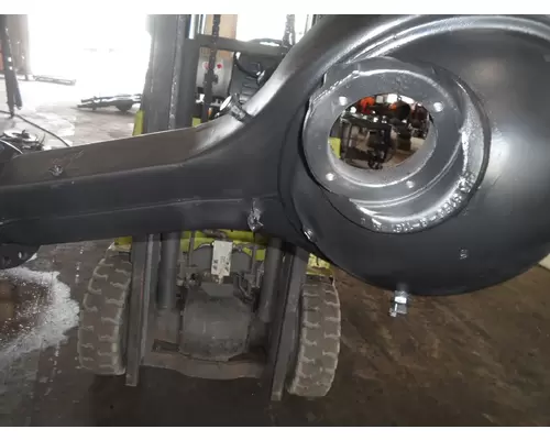VOLVO VNL Axle Housing, Front Rear