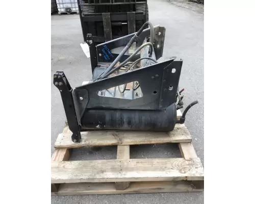 VOLVO VNL BATTERY BOX