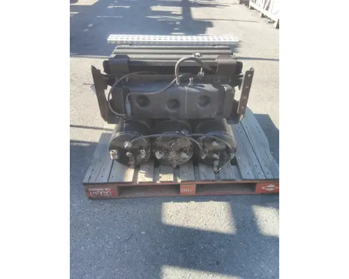 VOLVO VNL BATTERY BOX