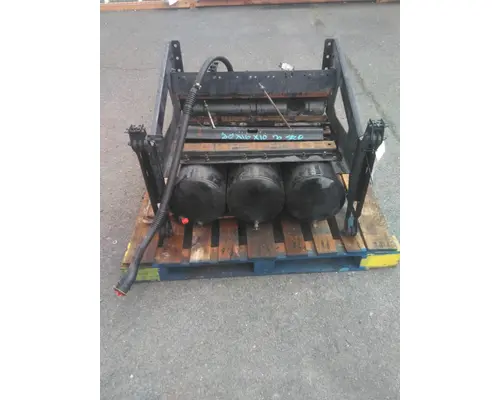 VOLVO VNL BATTERY BOX