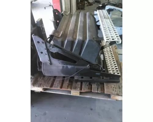 VOLVO VNL BATTERY BOX