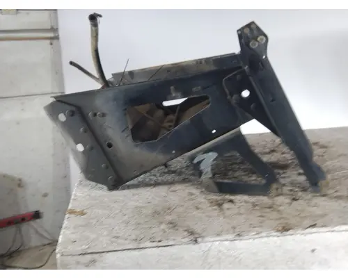 VOLVO VNL BATTERY BOX