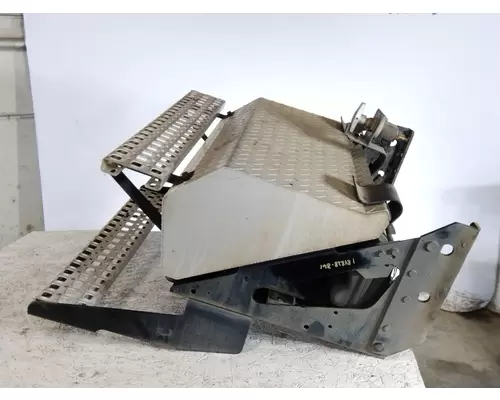 VOLVO VNL BATTERY BOX