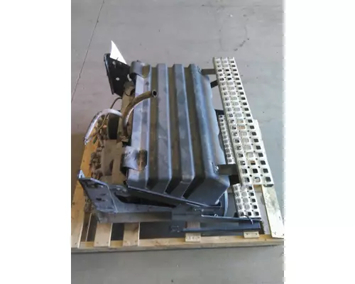 VOLVO VNL BATTERY BOX