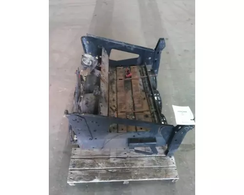 VOLVO VNL BATTERY BOX