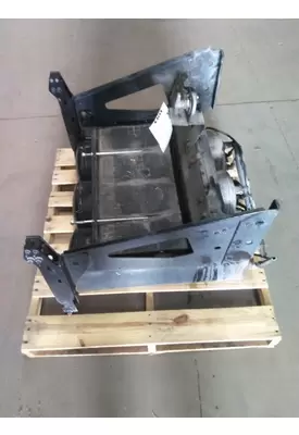 VOLVO VNL BATTERY BOX