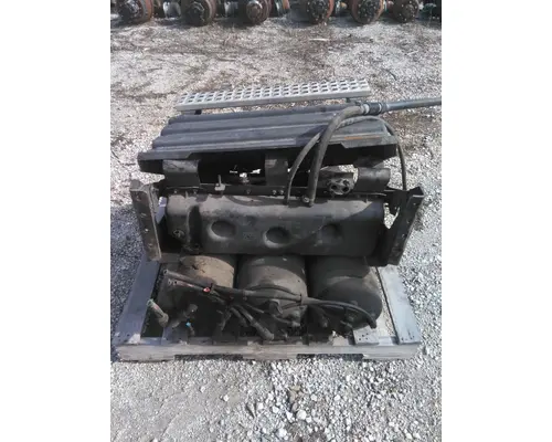 VOLVO VNL BATTERY BOX