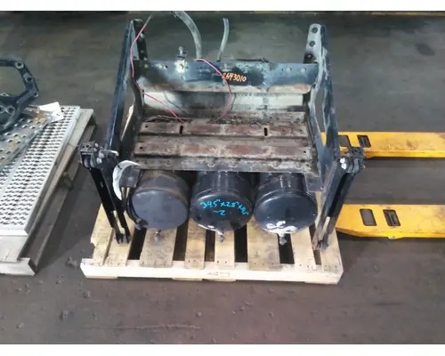 VOLVO VNL BATTERY BOX