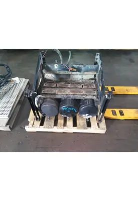 VOLVO VNL BATTERY BOX