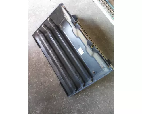 VOLVO VNL BATTERY BOX