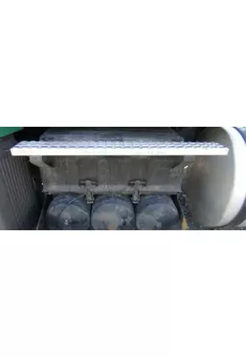 VOLVO VNL BATTERY BOX