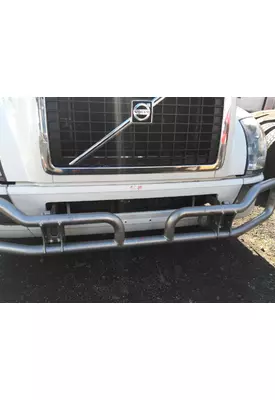 VOLVO VNL BUMPER ASSEMBLY, FRONT