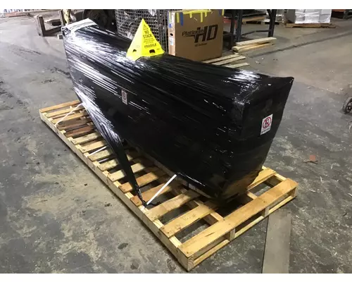 VOLVO VNL BUMPER ASSEMBLY, FRONT