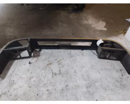 VOLVO VNL BUMPER ASSEMBLY, FRONT