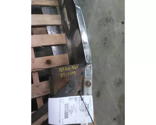 VOLVO VNL BUMPER ASSEMBLY, FRONT