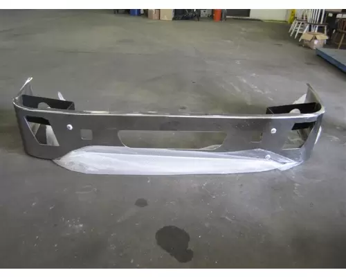 VOLVO VNL BUMPER ASSEMBLY, FRONT