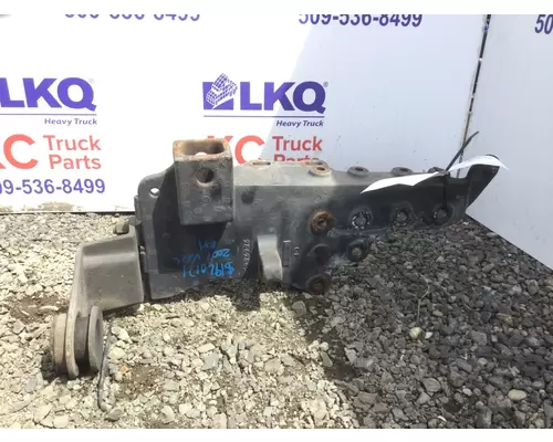 VOLVO VNL BUMPER BRACKET