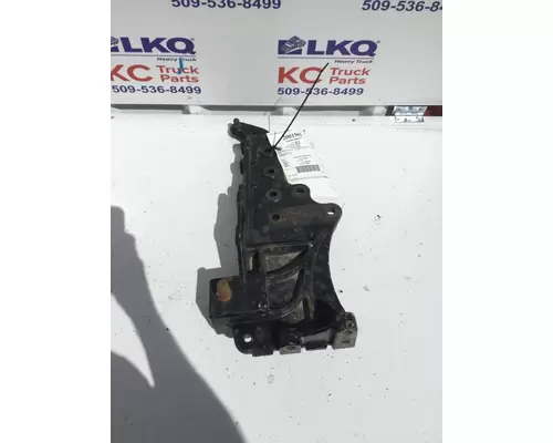 VOLVO VNL BUMPER BRACKET